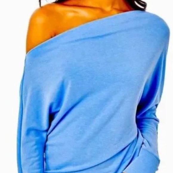 NWOT Lilly Pulitzer Sheera Off the Shoulder Blue Top (small) - Picture 8 of 8